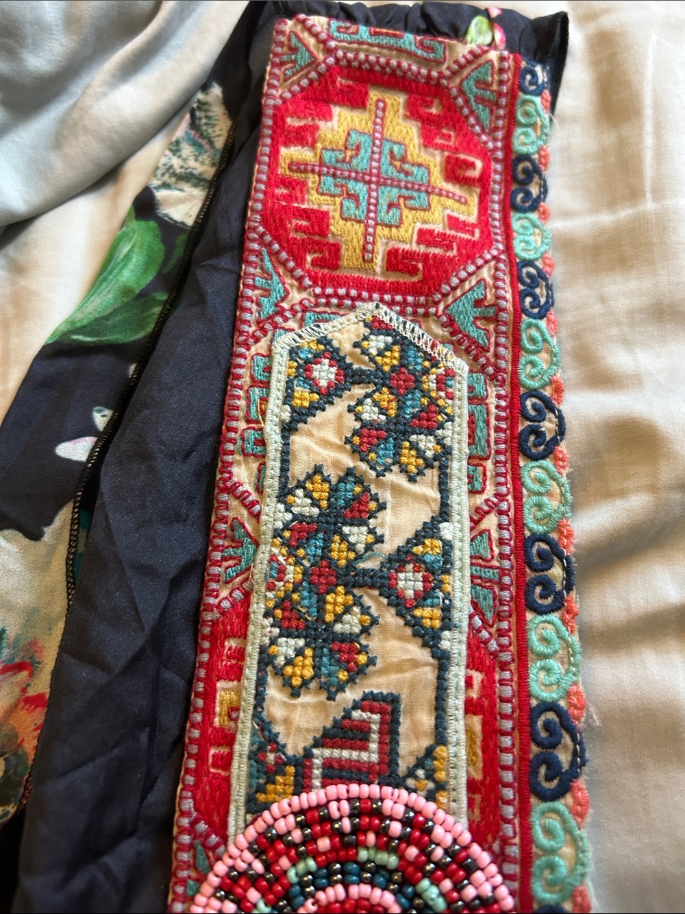 Johnny Was Silk Beaded Embroidered Floral Scarf Belt with Red Tassels - Picture 9 of 9